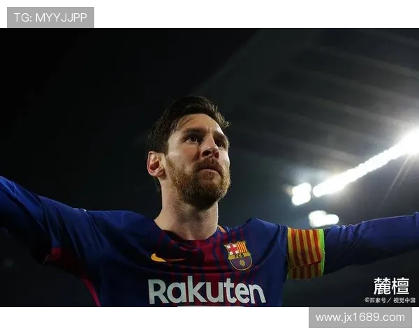 绿白球衣下的传奇足球明星是谁他在绿茵场上的辉煌成就揭秘